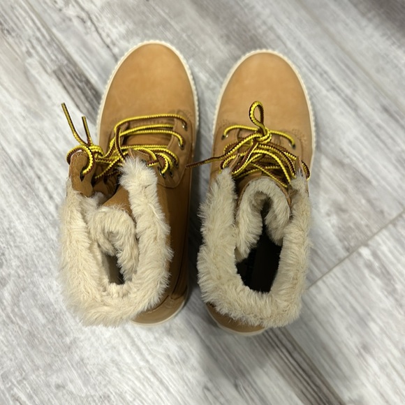 Timberland Fur Lined - Picture 5 of 6